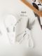 Japanese kitchen scissor storage box kitchen steak scissors magnetic protective cover wall hanging strong refrigerator cover scissor stand