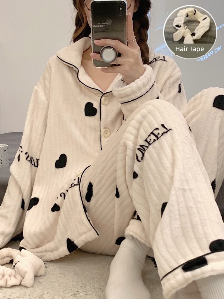 ma'am Sweet and lovely Spring and Autumn Flannel pajamas