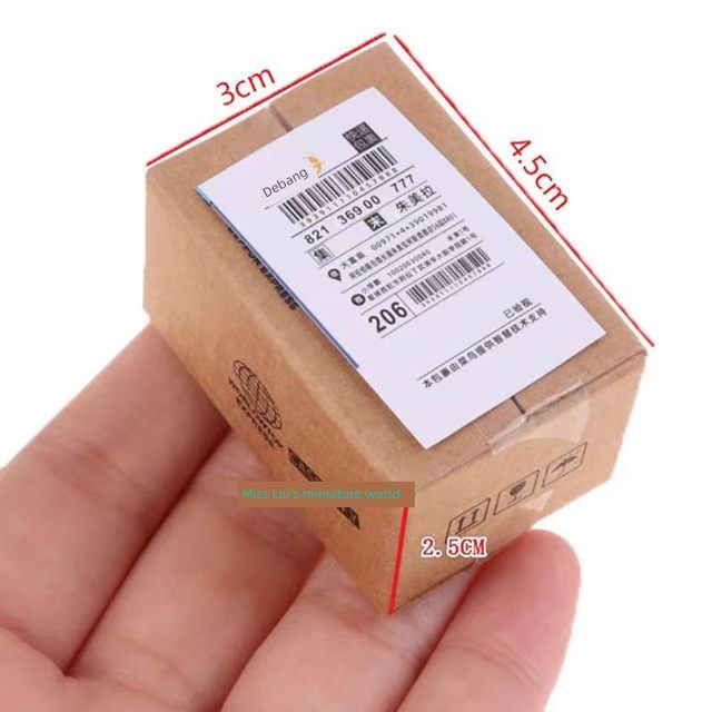 Mini express carton, simulated supermarket food play, children's house play toys and doll house accessories shooting model