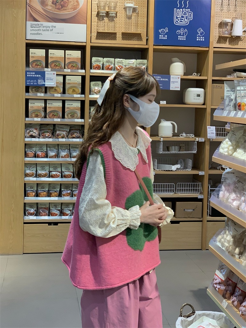 Overlapping wear Doll Collar collocation Vest Girlhood Sweater