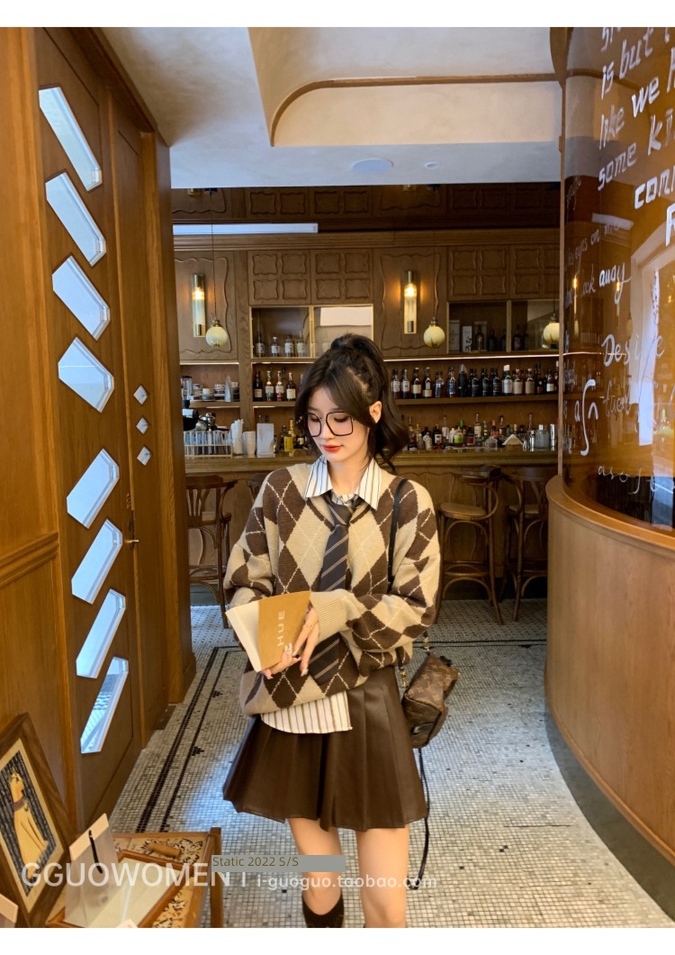 loose coat female Guoguojia Cardigan Early autumn new pattern sweater