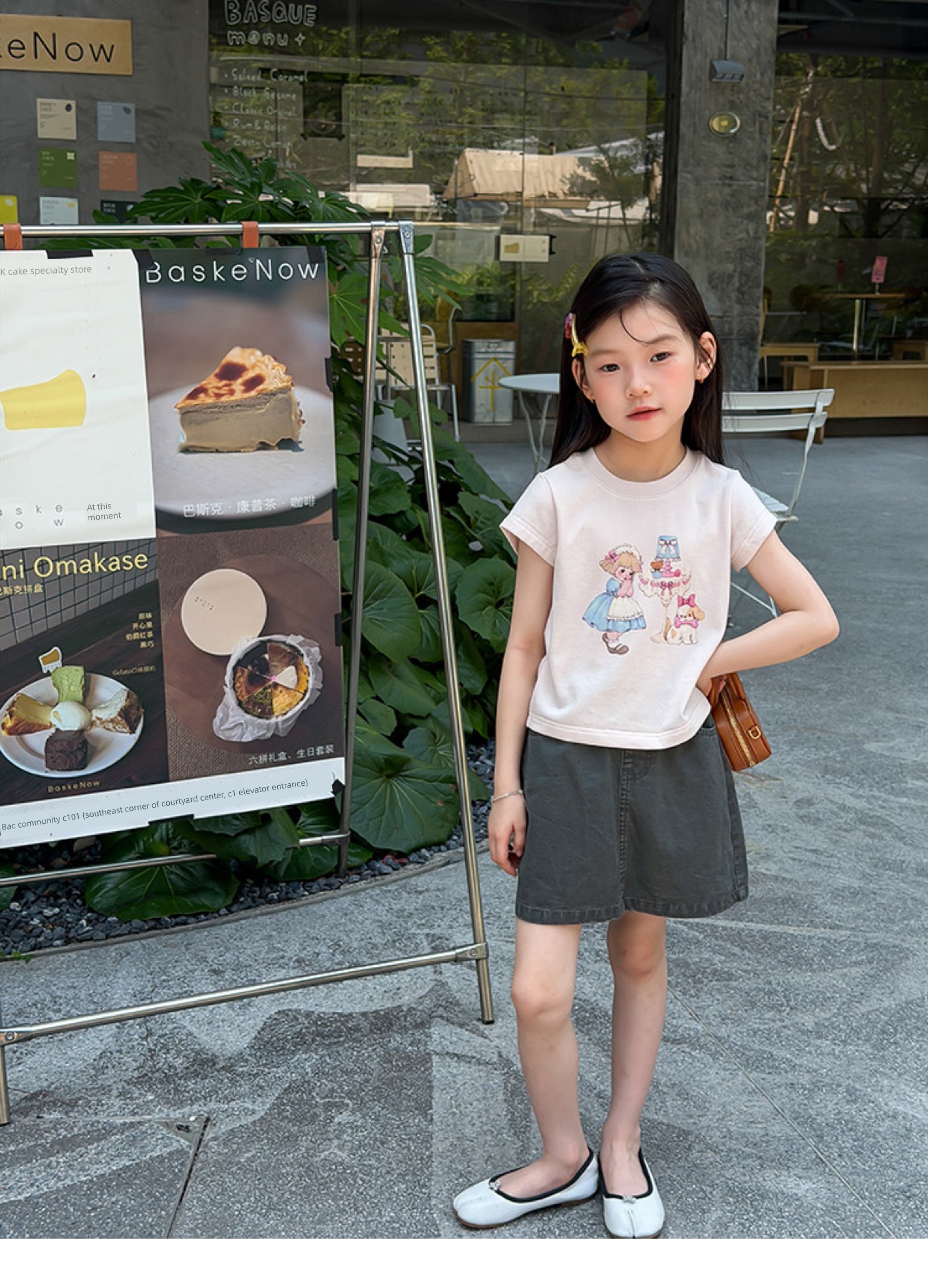 Children's Summer Lyocell Spandex Ice-Feel Sweet and Spicy Style Slim-Fit Short T-Shirt for Girls with Cartoon Print Short-Sleeve Top — 43
