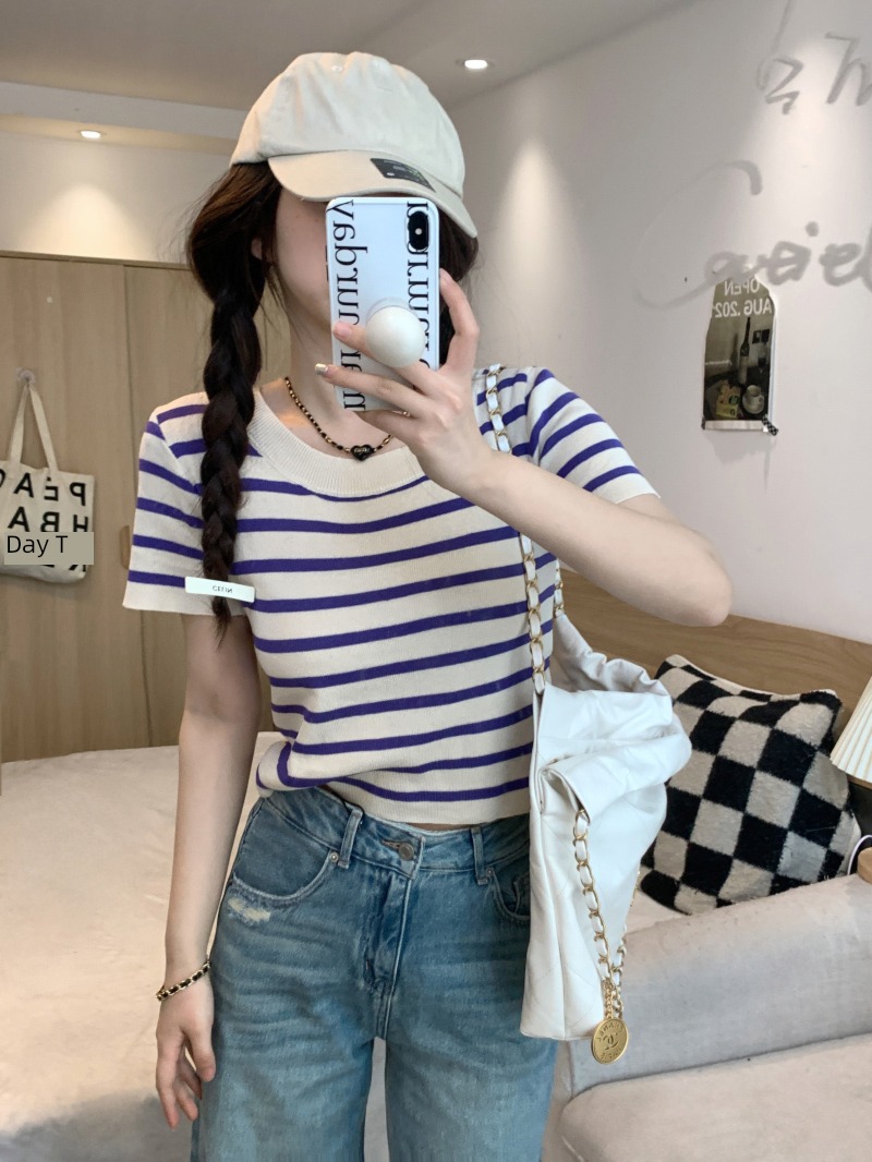summer stripe jacket Round neck Minority Short sleeve T-shirt