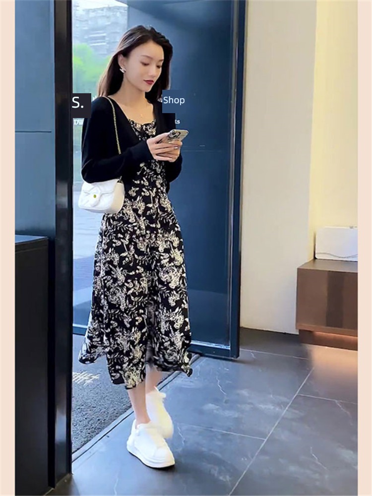 Autumn and winter temperament Goddess braces skirt knitting Cardigan