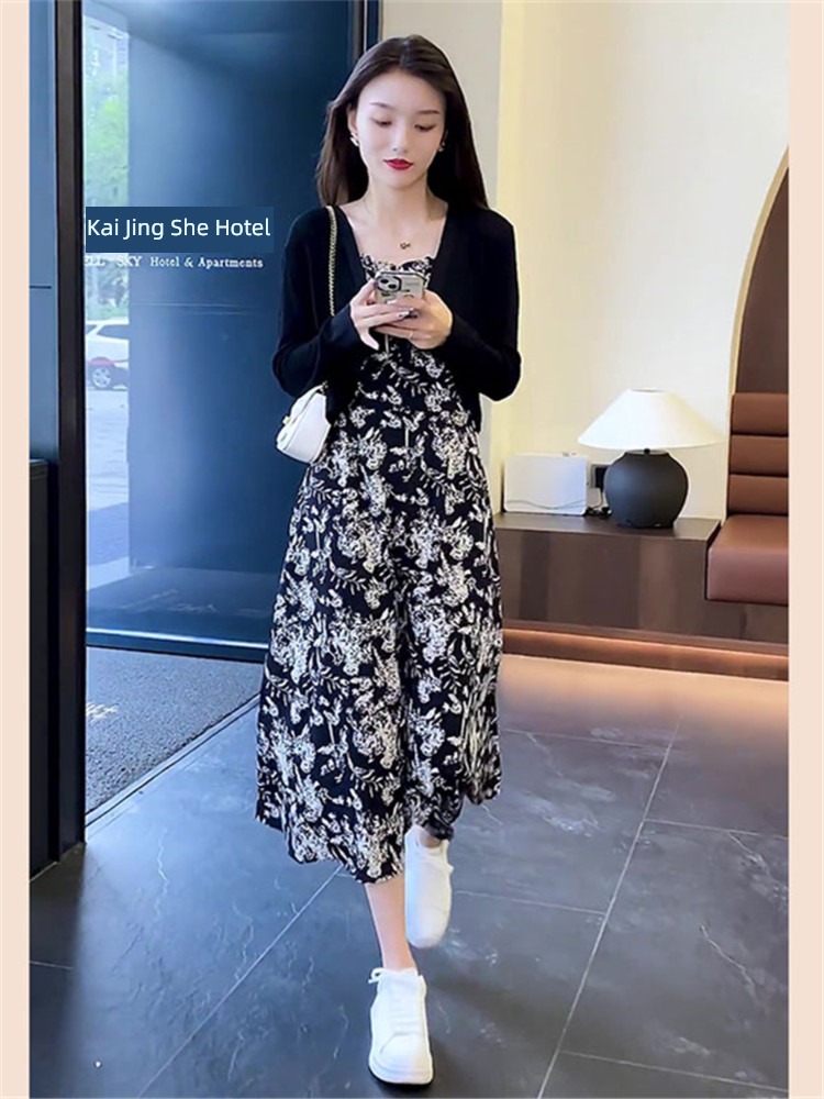 Autumn and winter temperament Goddess braces skirt knitting Cardigan