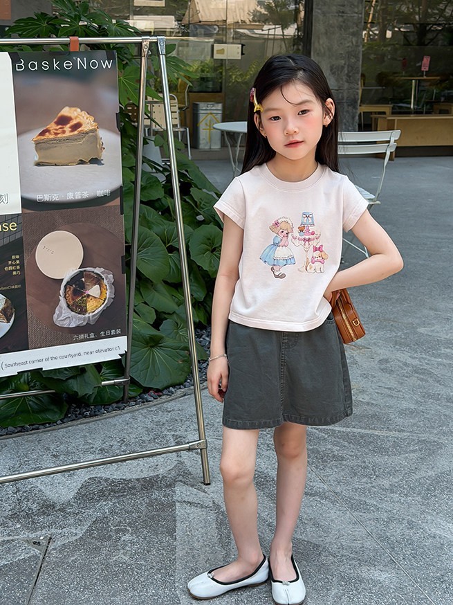 Children's Summer Lyocell Spandex Ice-Feel Sweet and Spicy Style Slim-Fit Short T-Shirt for Girls with Cartoon Print Short-Sleeve Top — 5