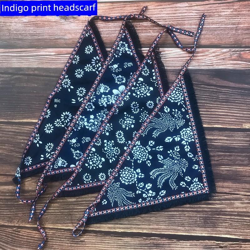 Children's Blue Floral Cloth Triangle Headscarf, Ethnic Style Farmhouse Headwear, Kindergarten Dance Performance Tea-Picking Girl Headscarf