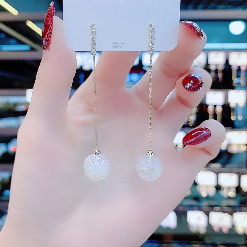 mermaid  round face Simple and versatile Mirage Pearl Earrings