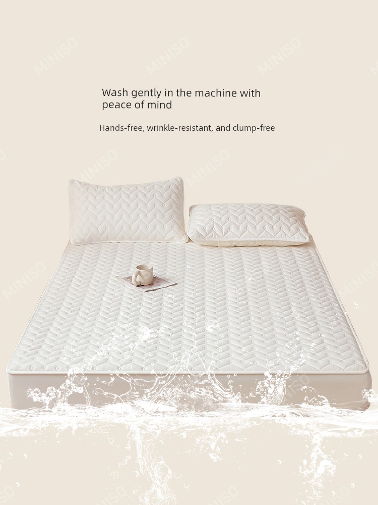 Miniso Pure Cotton Fitted Sheet 100% Cotton Quilted Mattress Protector Sheet Set 2025 New Model for All Seasons 3