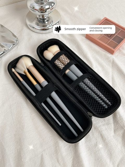 Makeup brush storage bag for women portable and high-end 2025 new eye shadow brush small outing and travel storage bag