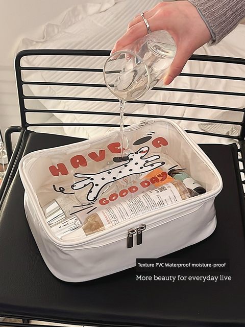 Cute hand-held makeup bag for women 2024 new portable large-capacity skin care products transparent travel toiletries storage bag