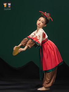 Children's Costumes for a Role-Playing Performance: Small Clay Figurines, a Wonderful Night at the Museum, Classical Anc