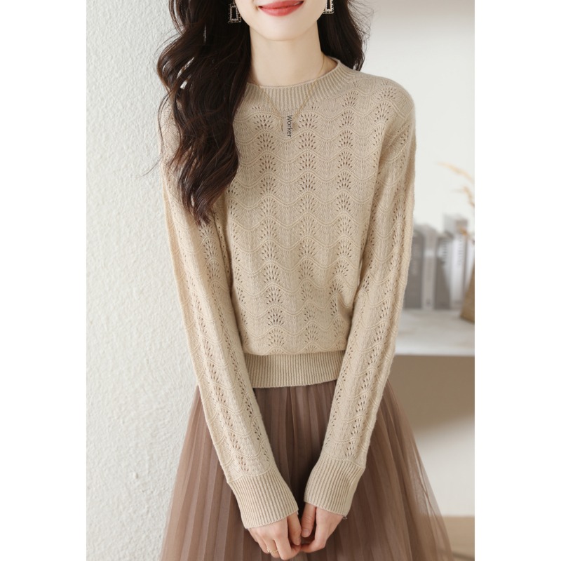 Early autumn new pattern Hollow out Simplicity All wool Sweater