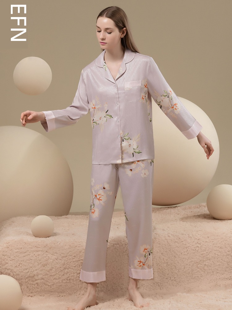 female spring and autumn silk Advanced sense mom summer pajamas