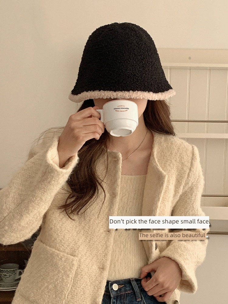 Korean version Plush Fisherman hat female Autumn and winter Versatile Show a small face Bucket cap ins Internet celebrity Color contrast edge knitting Basin cap
