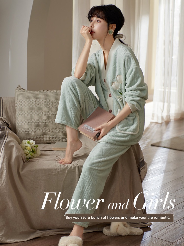 Mrs. sley Net red wind Flannel winter pajamas