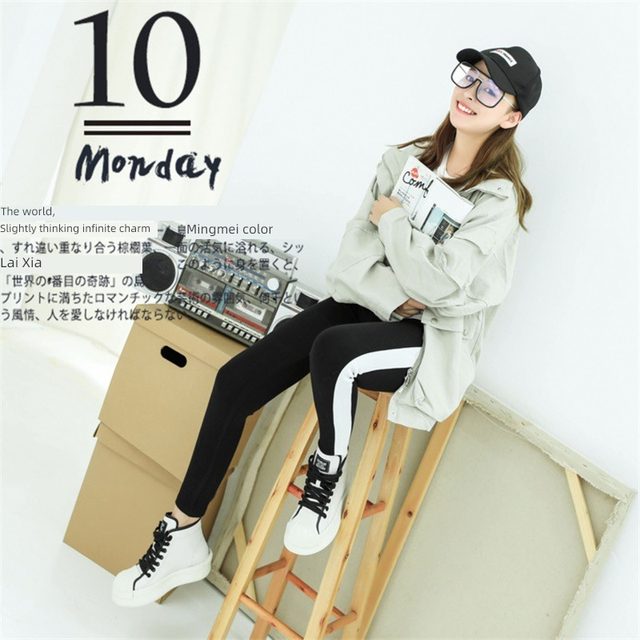 New autumn and winter plus velvet leggings for women with white strips super soft and thick styles for sweatpants Japanese slim feet